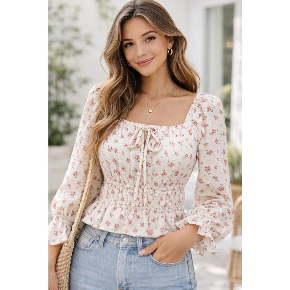 Illa Illa Blouse Medium NWOT Cream Pink Floral Peplum Tie Front Long Sleeve A10